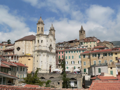 La chiesa Parrocchiale Nuova dei S.S. Pietro e Paolo